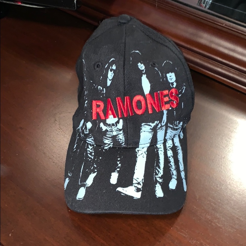 Ramones hat